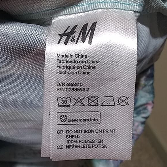 H &M Tropical "Hello Friday" drawstring cinch bag - Picture 4 of 4